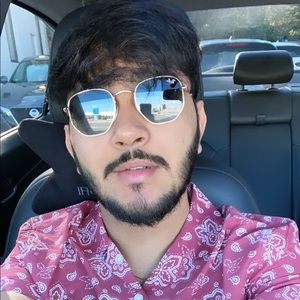 Meet your Posher, Parth